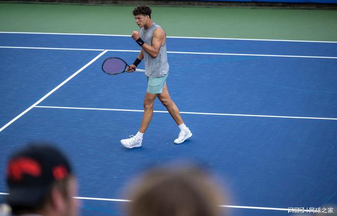 快速多变的 快速多变的