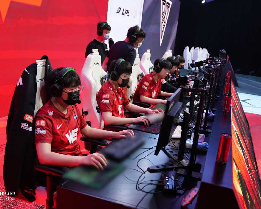 格林替补出 格林替补出