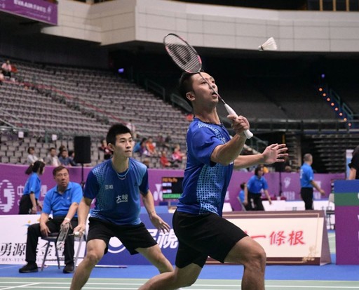 新加坡壁球公开赛开战 我国首次有四名选手参赛.
