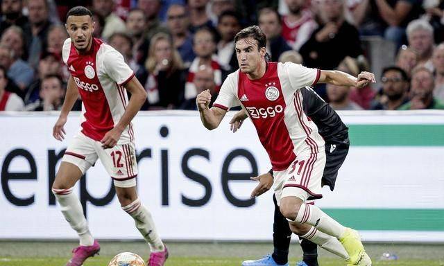 当巴萨后防 当巴萨后防